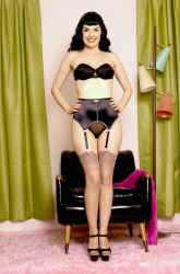 Garter_Belt_72523