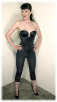 Rago_Girdle_8269_8230.jpg (56595 bytes)