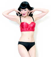 Silk_Panties_Hip_Hugger_Black_Front_a2.jpg (466194 bytes)